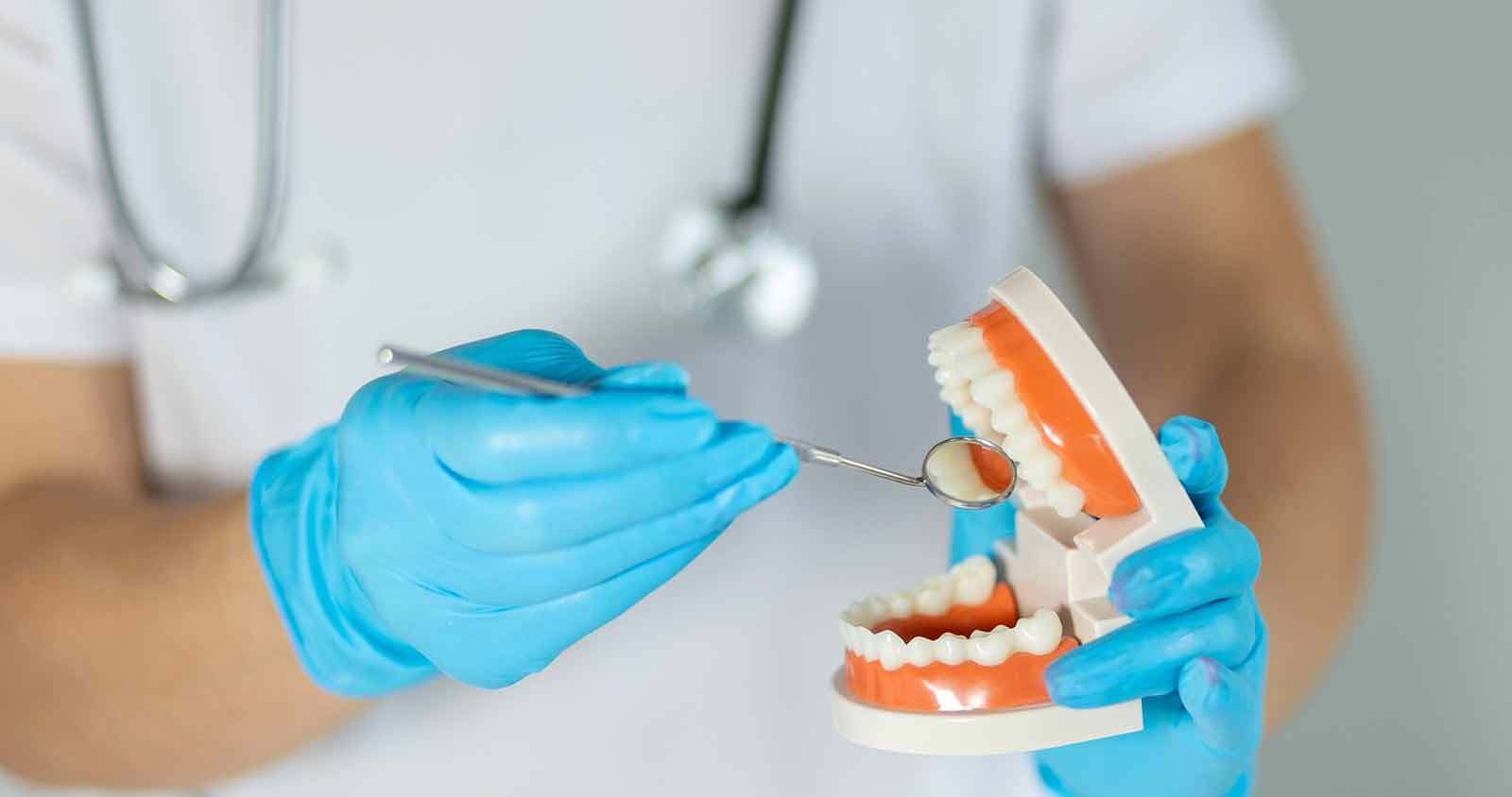 Dental implants in Lakewood, CA at 5D Smiles